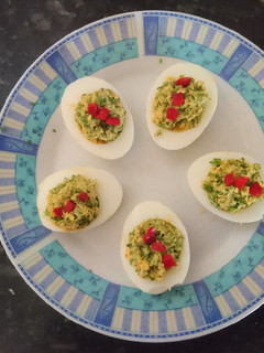 Una foto de Huevos rellenos #Rápidas