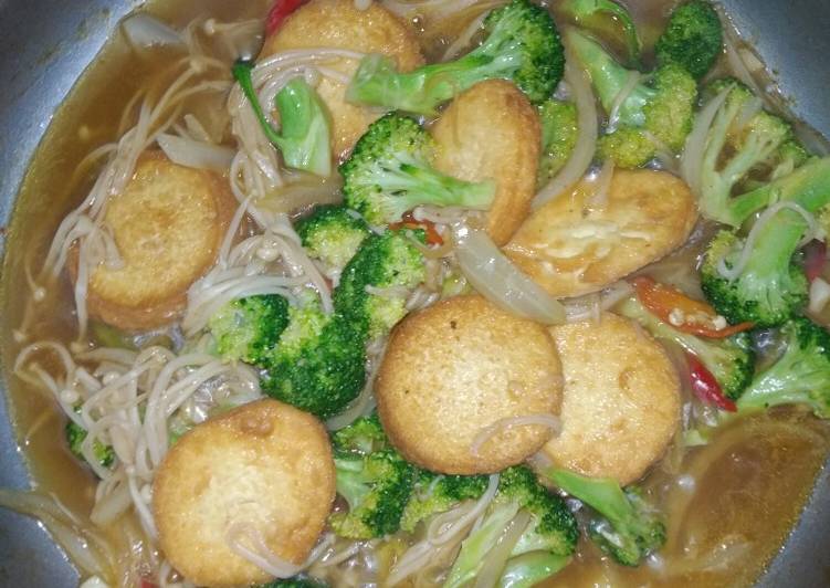 Brokoli jamur tofu saus tiram