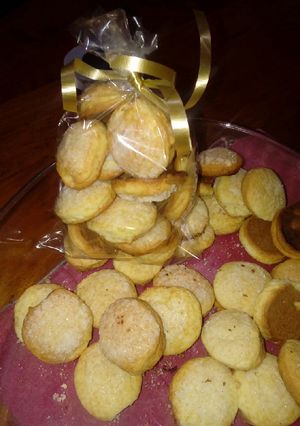 Una foto de Galletitas.de limón !!con harina leudante