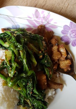 รูปของ ผัดผักสลัดหมูสามชั้น