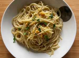 Foto di #664 Spaghetti con alici e pangrattato🐟🥖🌱🌱
