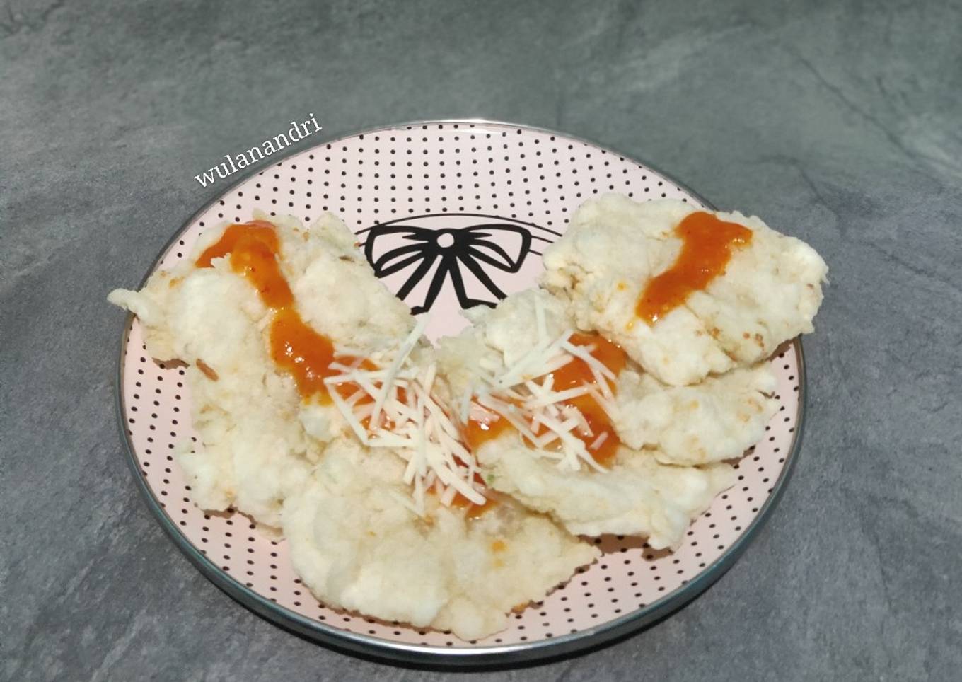 Cireng Keju saus Sambal Pepaya Asam Manis