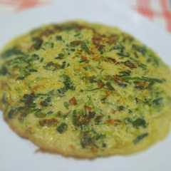 รูปของ Telur dadar bawang daun