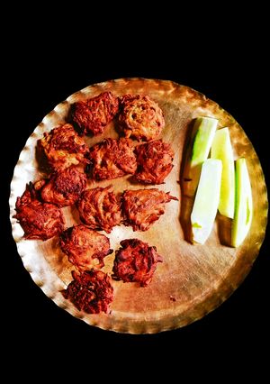পেঁয়াজি (peyaji recipe in Bengali) রেসিপির প্রধান ছবি