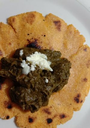 A picture of Makki ki roti.