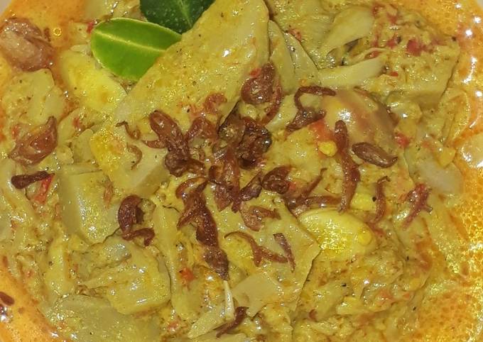 Bagaimana Menyiapkan Gulai nangka muda yang Sempurna