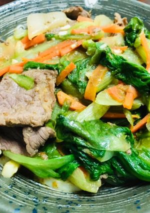 沙茶咖哩牛肉炒烏龍麵 的食譜成品照片