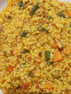 வெஜிடபிள் சாம்பார் சாதம்(vegetable sambar sadam recipe in tamil) செய்முறை முக்கிய புகைப்படம்