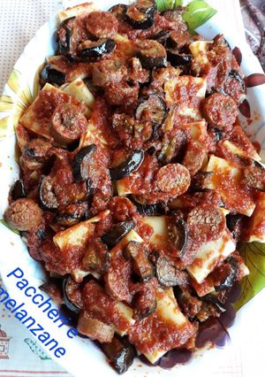 Foto di Paccheri melanzane e salsicce