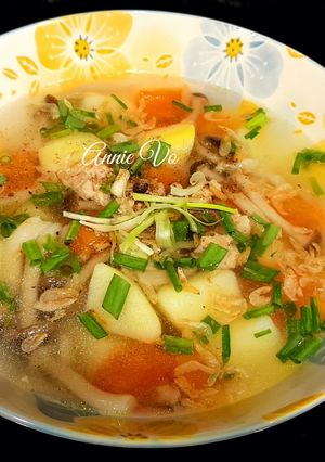 Hình của món Canh súp nấm thịt xay tép khô.