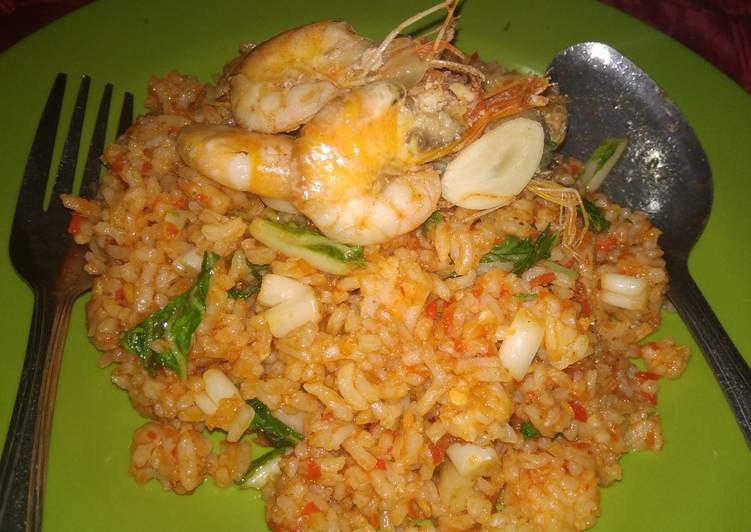 Nasi goreng balado