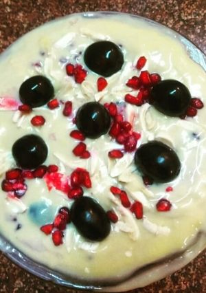 फ्रूट कस्टर्ड (Fruit Custard recipe in Hindi) रेसिपी मुख्य फोटो