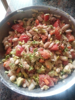 Una foto de Ensalada de Alubias
