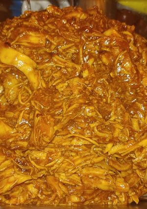 A picture of Pulled BBQ chicken.