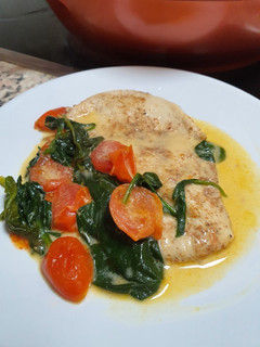 Una foto de Filetes de pollo a la toscana