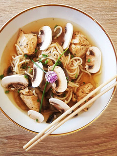 Une photo de Poulet à la citronnelle Thaï