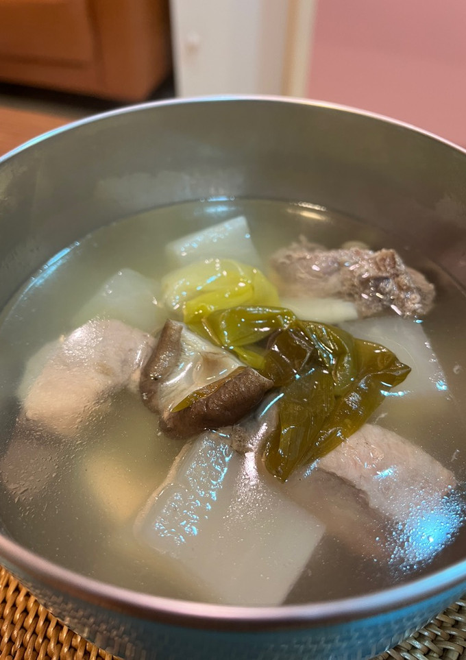 簡單版蘿蔔排骨湯 的食譜成品照片