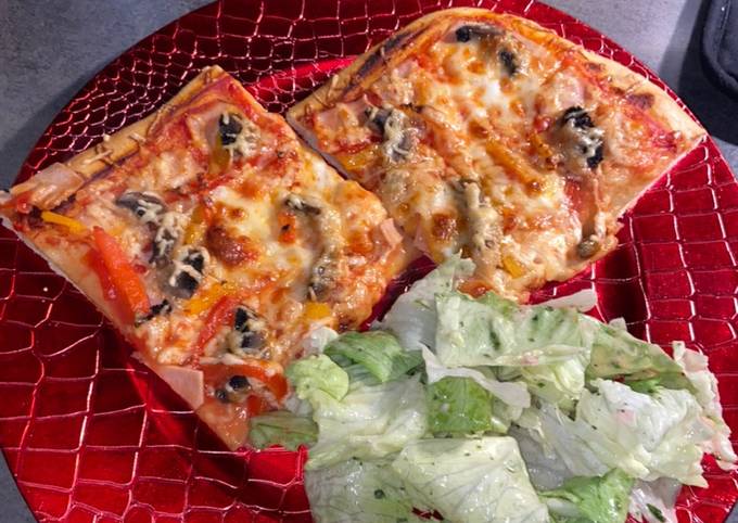 Pizza poulet / poivrons / champignons