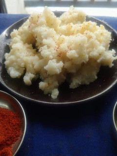 ખીચું (Khichu Recipe In Gujarati) રેસીપી મુખ્ય ફોટો