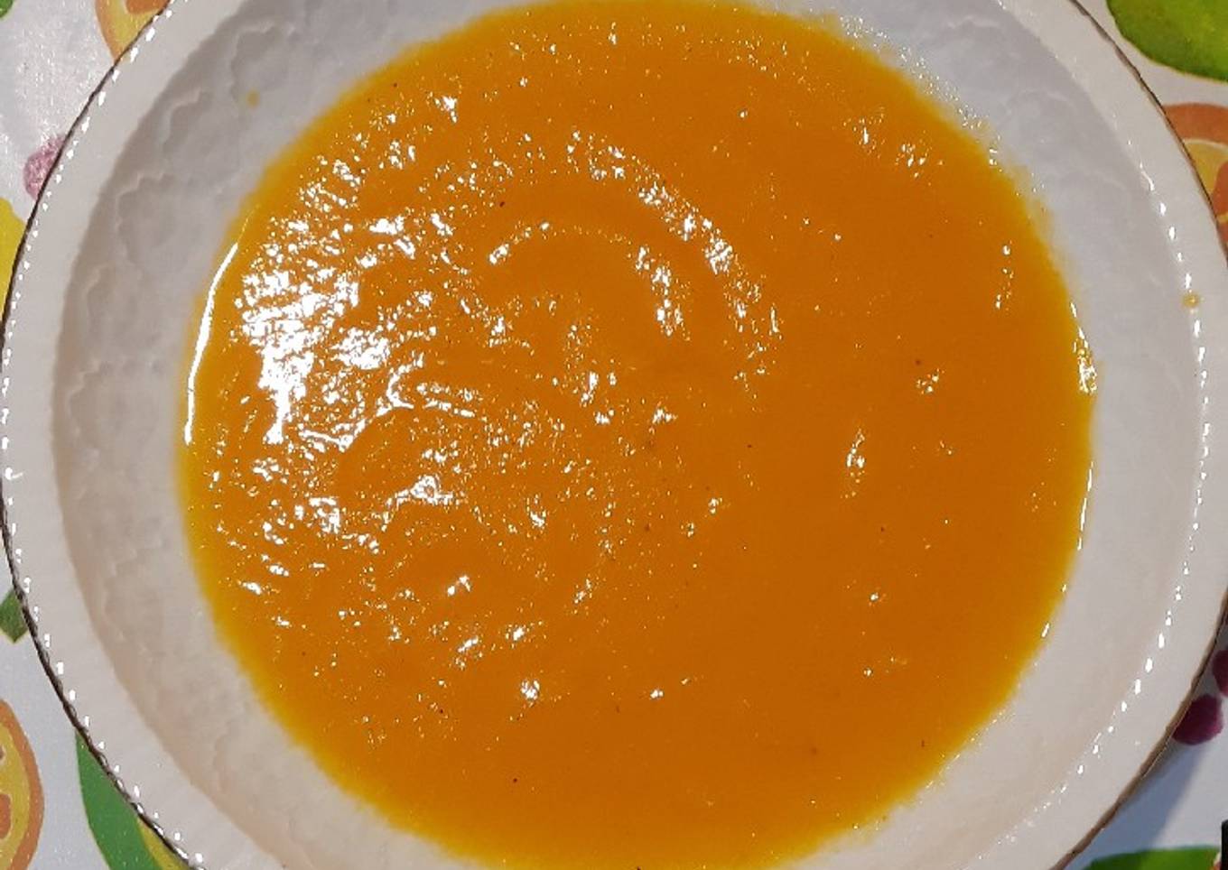 Sopa fría de zanahoria y naranja