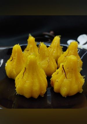 મકાઈ મોદક (Corn Kernel Modak Recipe In Gujarati) રેસીપી મુખ્ય ફોટો