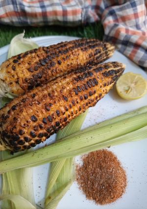A picture of Corn On The Cob On Stove | Trendy Roasted Corn.