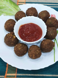ફલાફલ (Falafel Recipe In Gujarati) રેસીપી મુખ્ય ફોટો