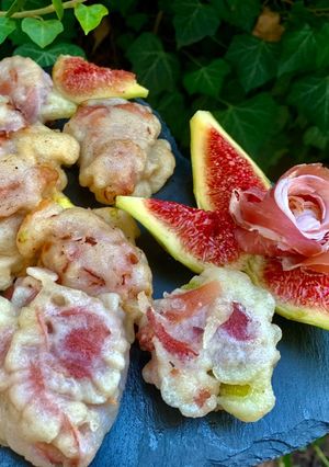 Foto di Frittelle di fichi e speck