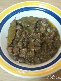 Una foto de Higaditos de pollo en salsa