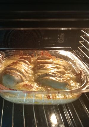 Foto principal de Pollo al horno con yogur de limón, queso y especias