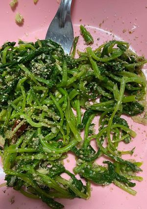 รูปของ ผักยำบ้านๆ🥬🌶🧄