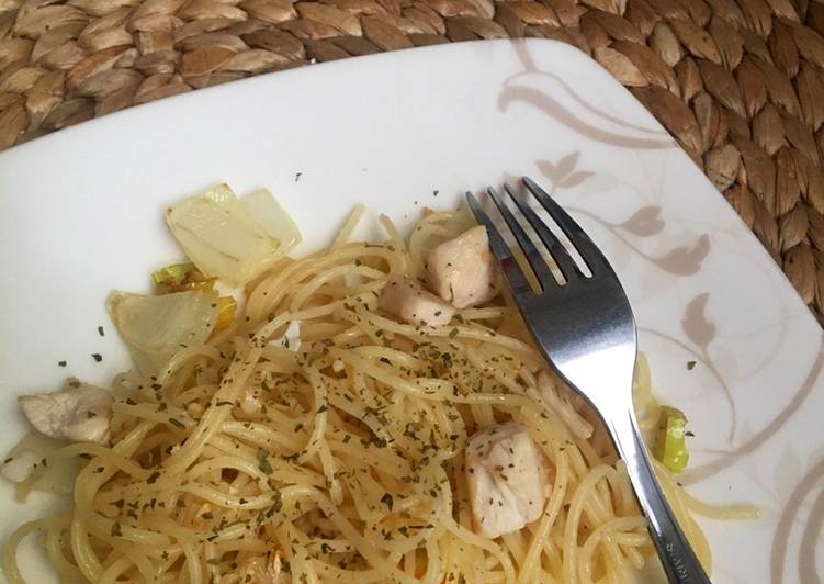 Langkah Mudah untuk Membuat Spaghetti Aglio Lio yang Enak Banget