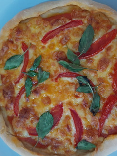 Una foto de Pizza margarita