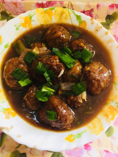 A picture of Veg.manchurian gravy.