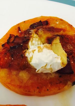 Foto principal de Calabaza asada con camembert y bacon