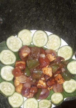 চিলি পনির(Chili paneer recipe in bengali) রেসিপির প্রধান ছবি