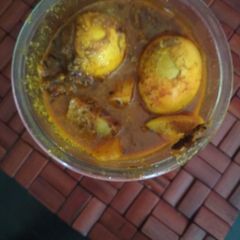 A picture of Egg Potatoes curry.