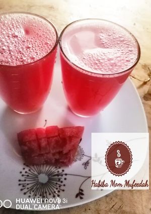 A picture of WaterMelon juice.