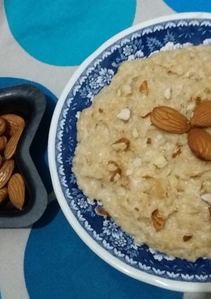 A picture of Doodh ki seviyan (کجلے) Milk vermicelli.