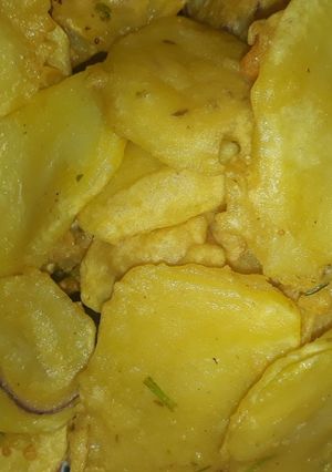 A picture of Sliced potatoe bhajia😁.