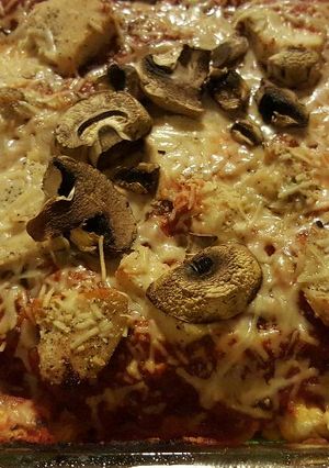 A picture of Ravioli Bake.