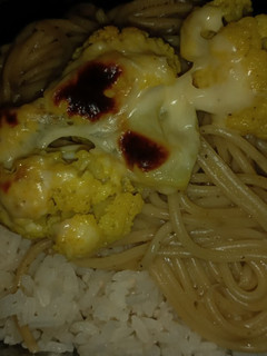 Una foto de Pasta con coliflor gratinado en salsa bechamel