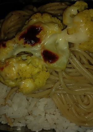 Una foto de Pasta con coliflor gratinado en salsa bechamel