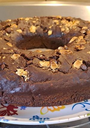 Una foto de Torta de chocolate y semillas sin huevos y sin azúcar