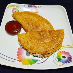 A picture of Stuffed Besan chilla.