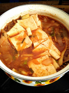 Foto resep Kimchi Jjigae | Kimchi Stew | Kimchi Soup