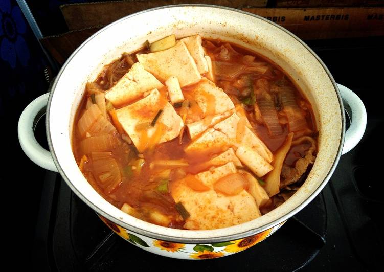 Resep Kimchi Jjigae | Kimchi Stew | Kimchi Soup, Enak Banget