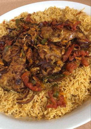 صورة لوصفة رز بالدجاج في الفرن