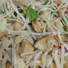 A picture of Chicken Tikka Spaghetti.