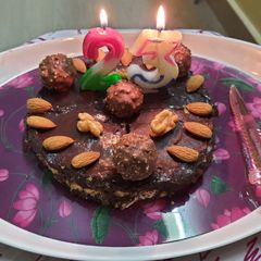 A picture of No bake biscuit cake.